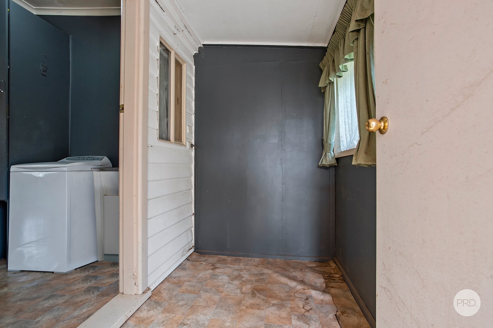 8 Warde Street GOORNONG 11