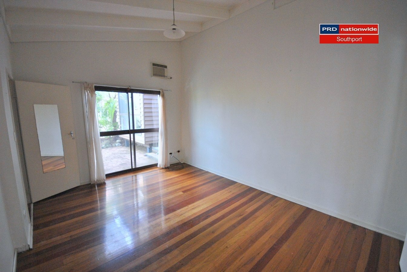 8 Warrawee Ave  ASHMORE 6