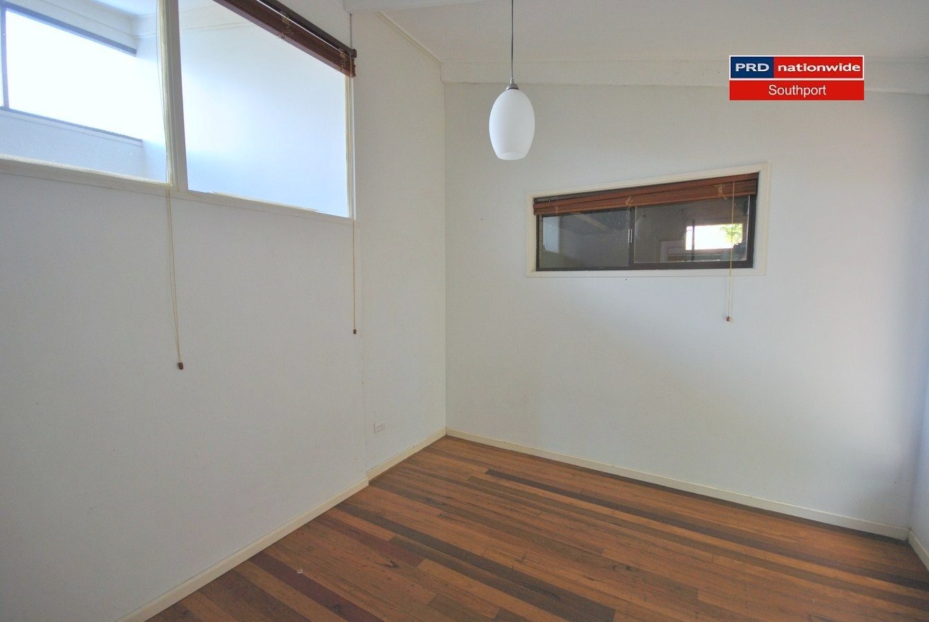 8 Warrawee Ave  ASHMORE 8