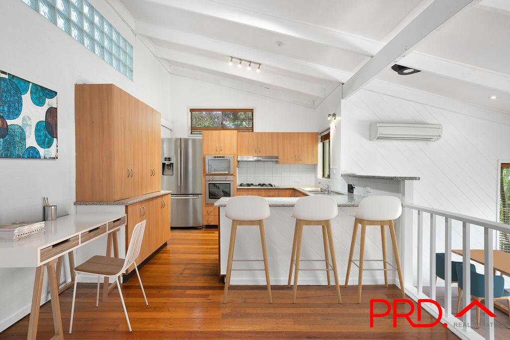 8 Warrawee Avenue ASHMORE 4