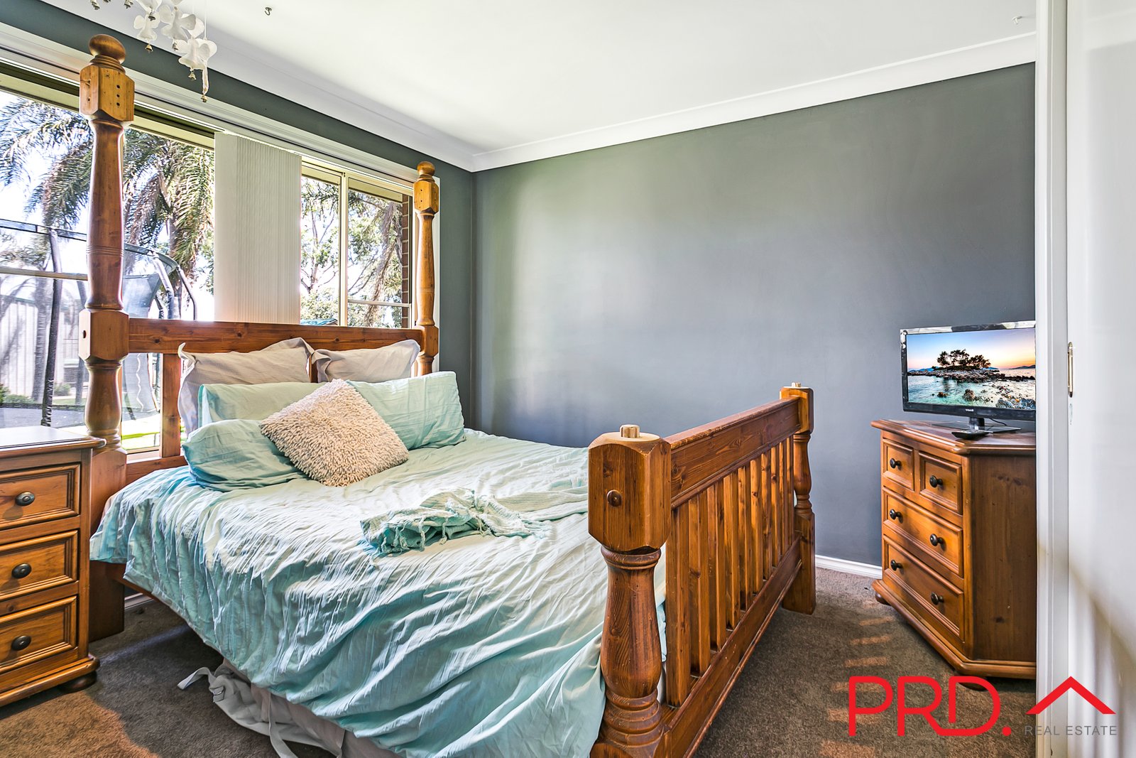 8 Warwick Road TAMWORTH 17