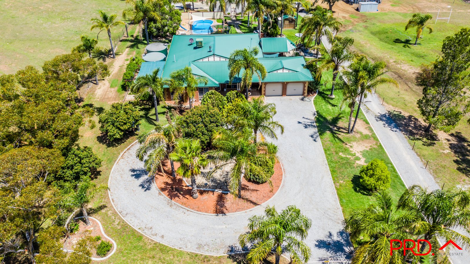 8 Warwick Road TAMWORTH 27