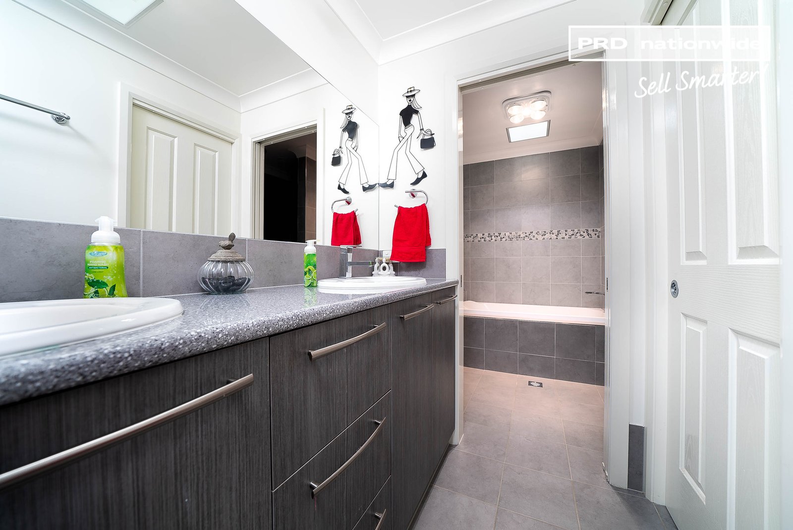 8 Waterhouse Avenue LLOYD 12