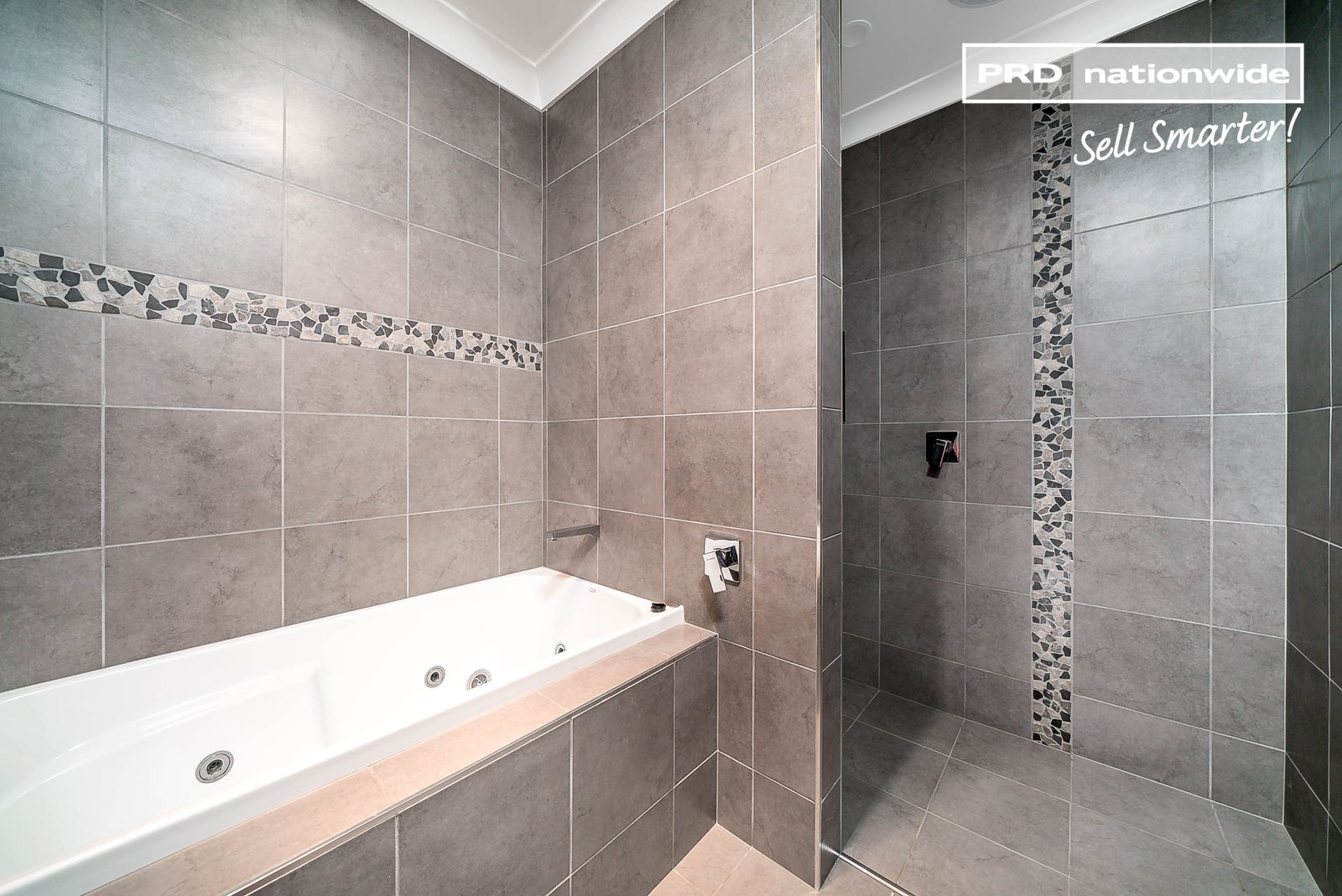 8 Waterhouse Avenue LLOYD 13