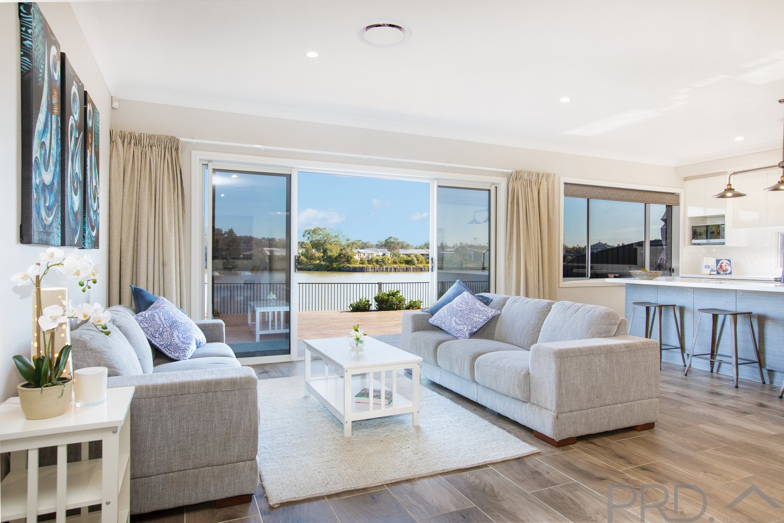 8 Waterside Close RUTHERFORD 7