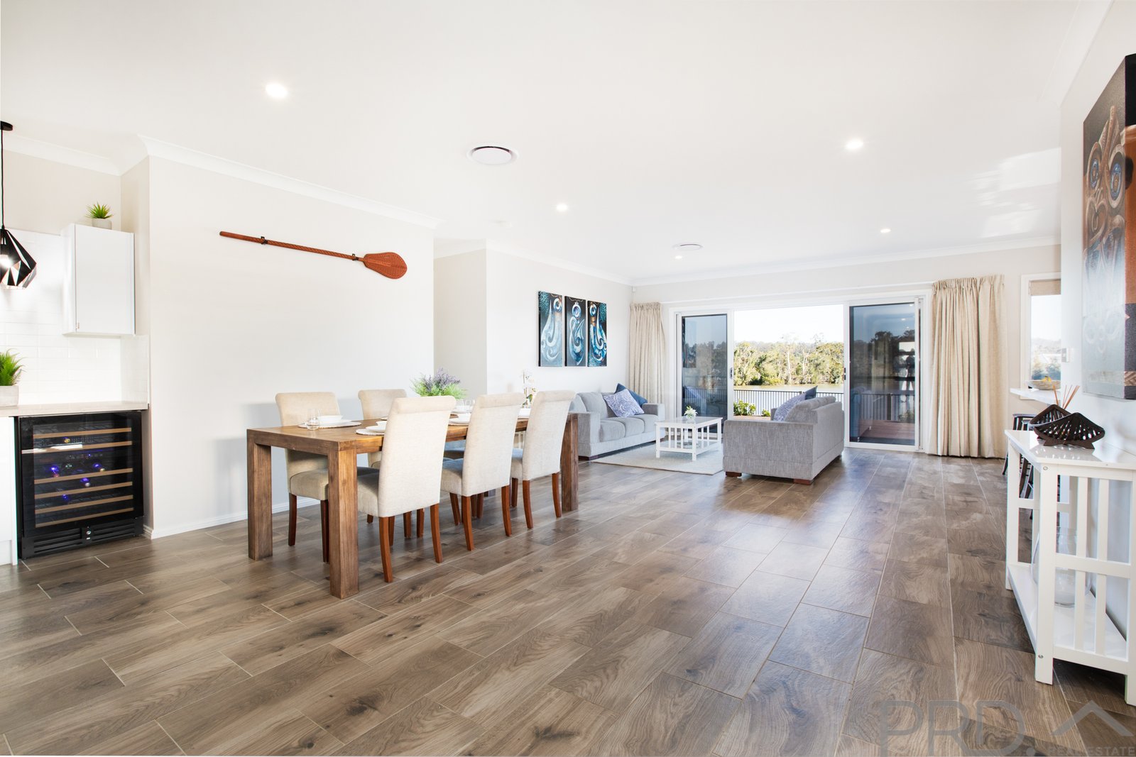 8 Waterside Close RUTHERFORD 12