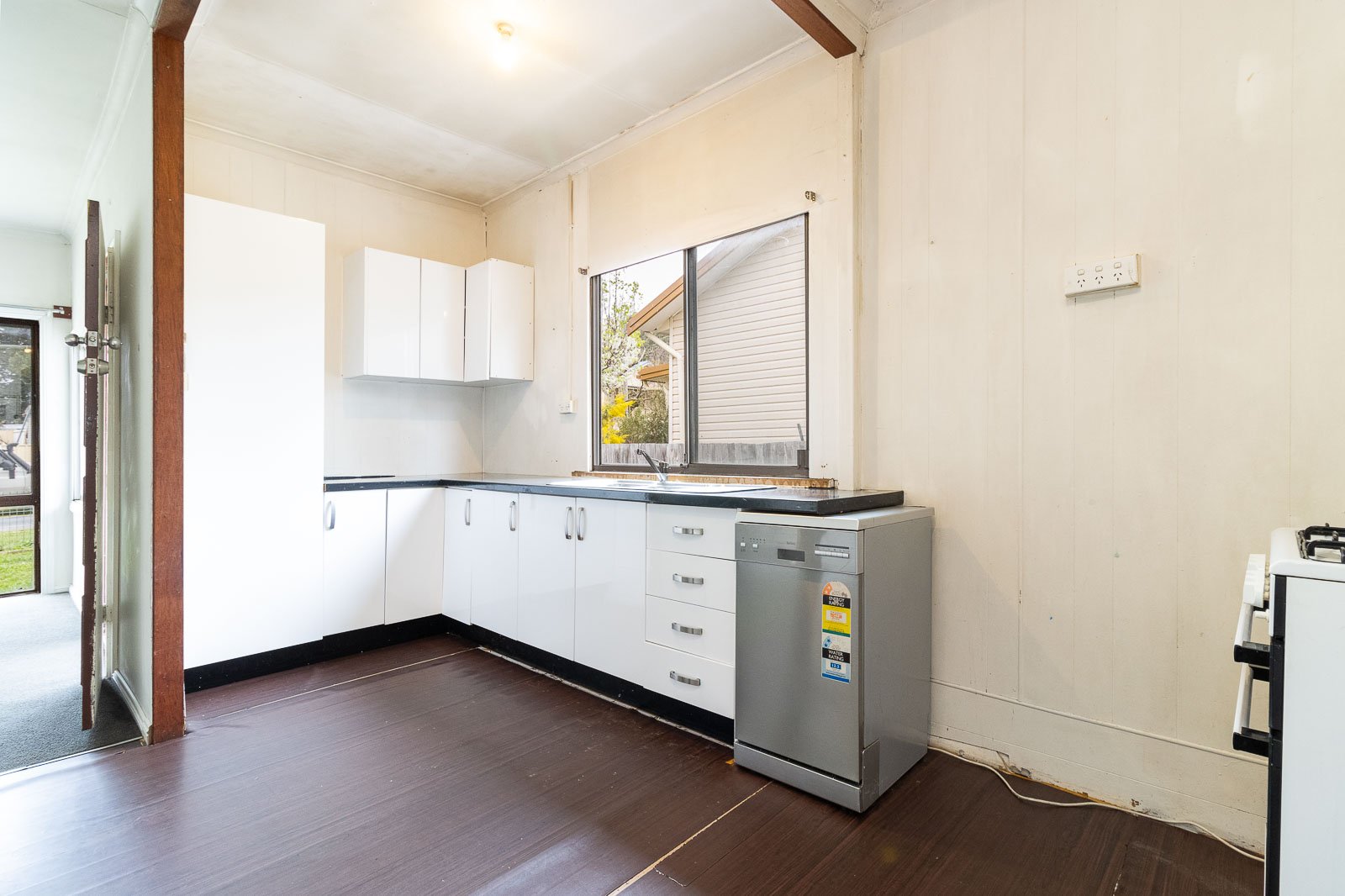 8 Wattle Avenue CAPTAINS FLAT 6
