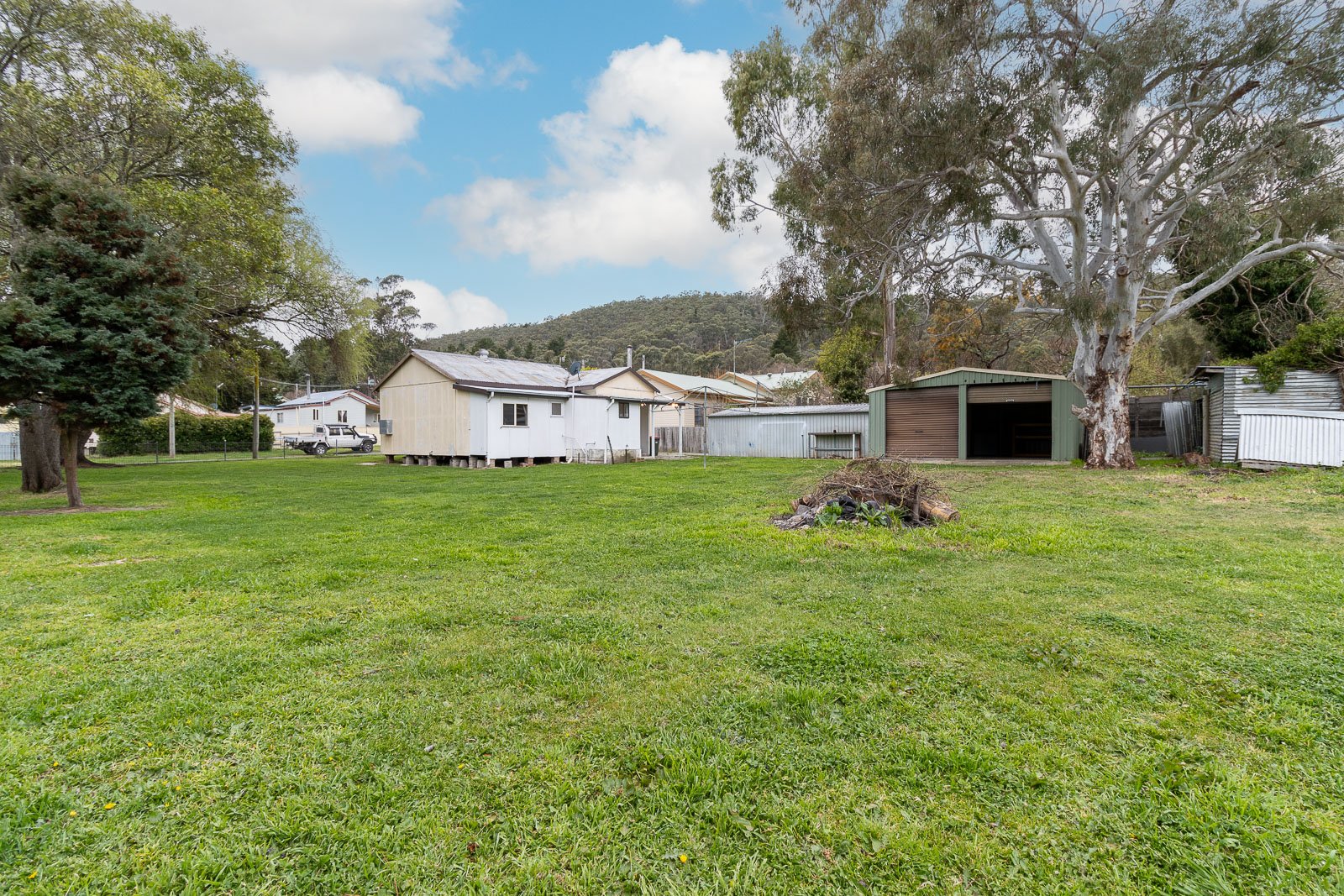 8 Wattle Avenue CAPTAINS FLAT 17