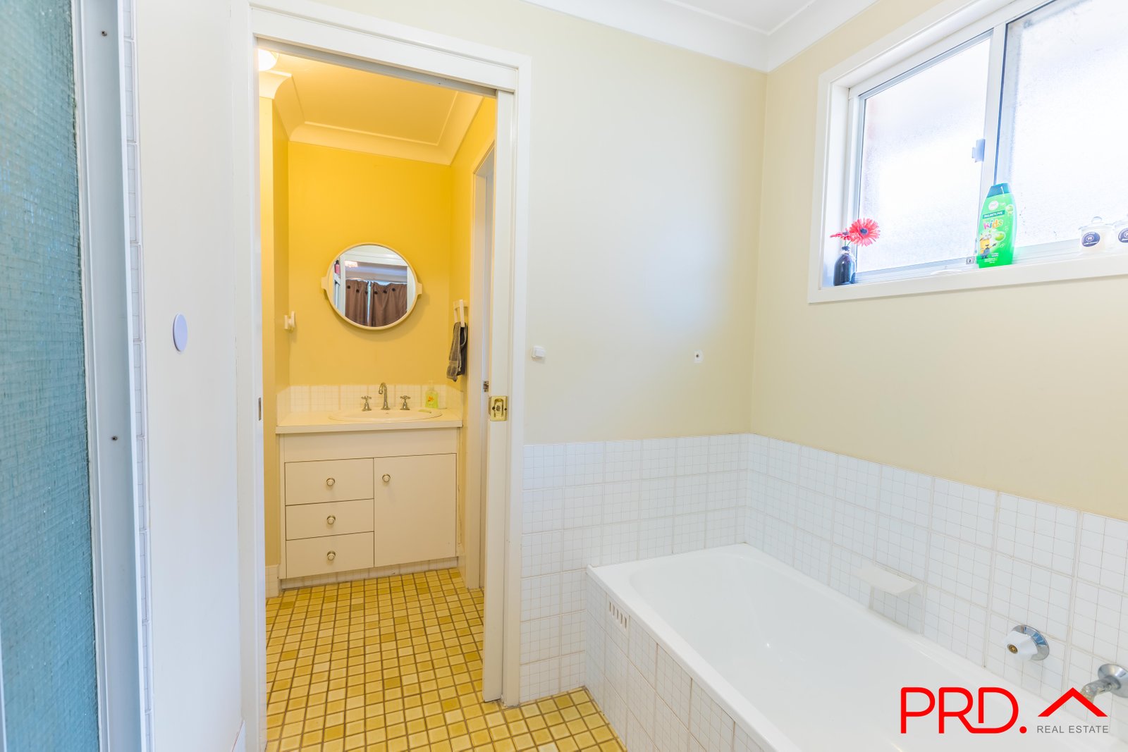 8 Wattle Close TAMWORTH 10