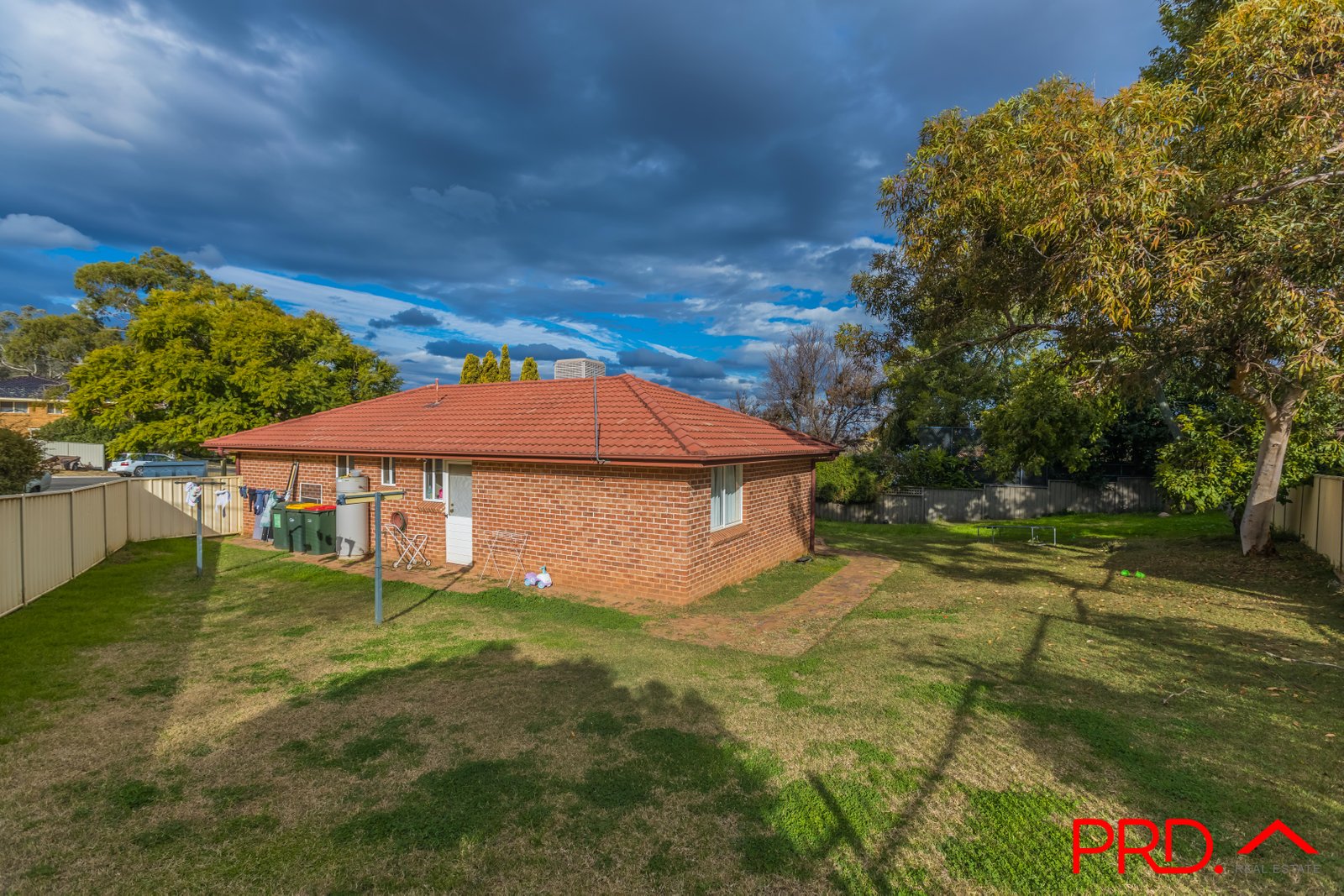 8 Wattle Close TAMWORTH 17