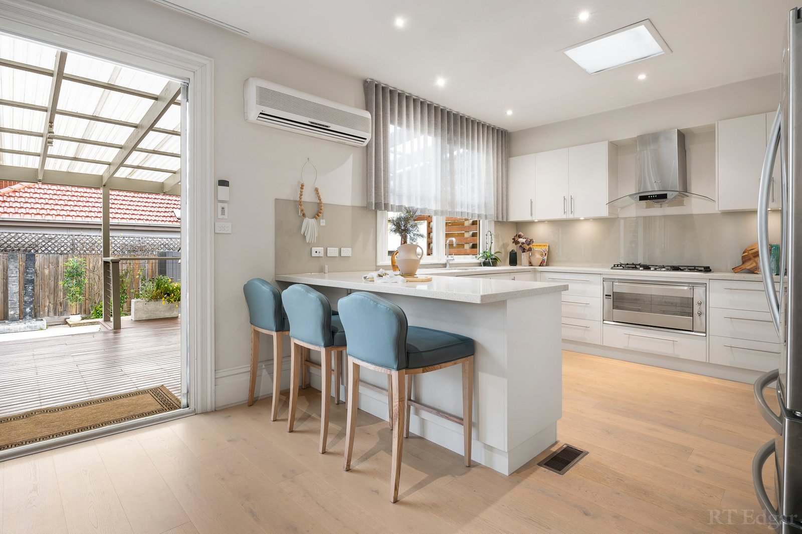 Real Estate and Property in 8 Wellington Street, Kew, VIC