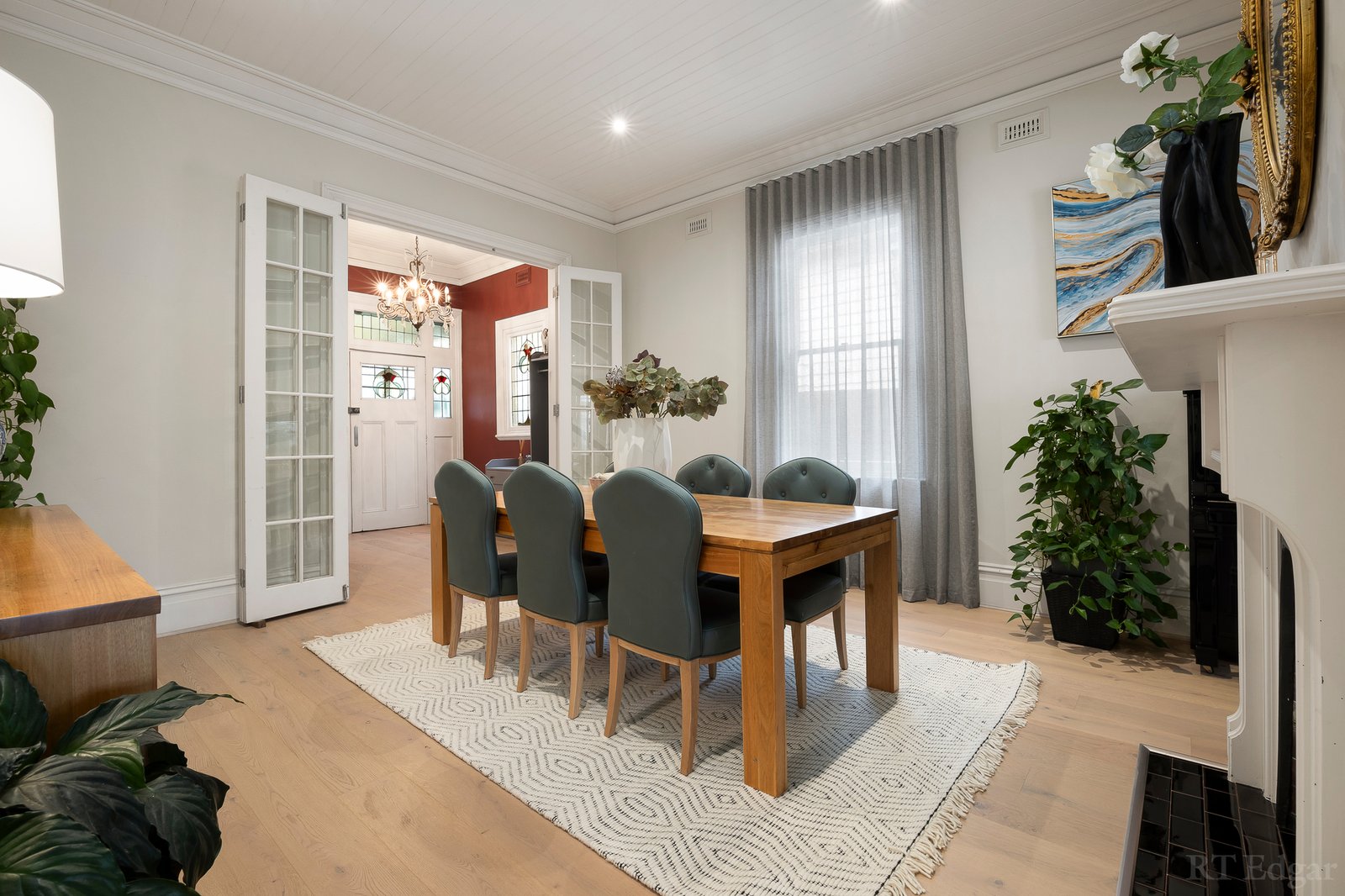 Real Estate and Property in 8 Wellington Street, Kew, VIC