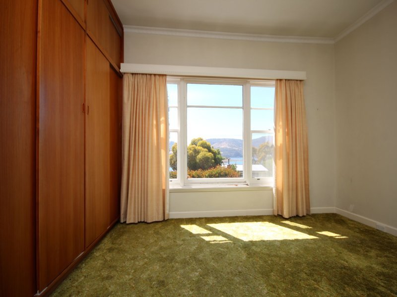 8 Wendourie Parade AUSTINS FERRY 4