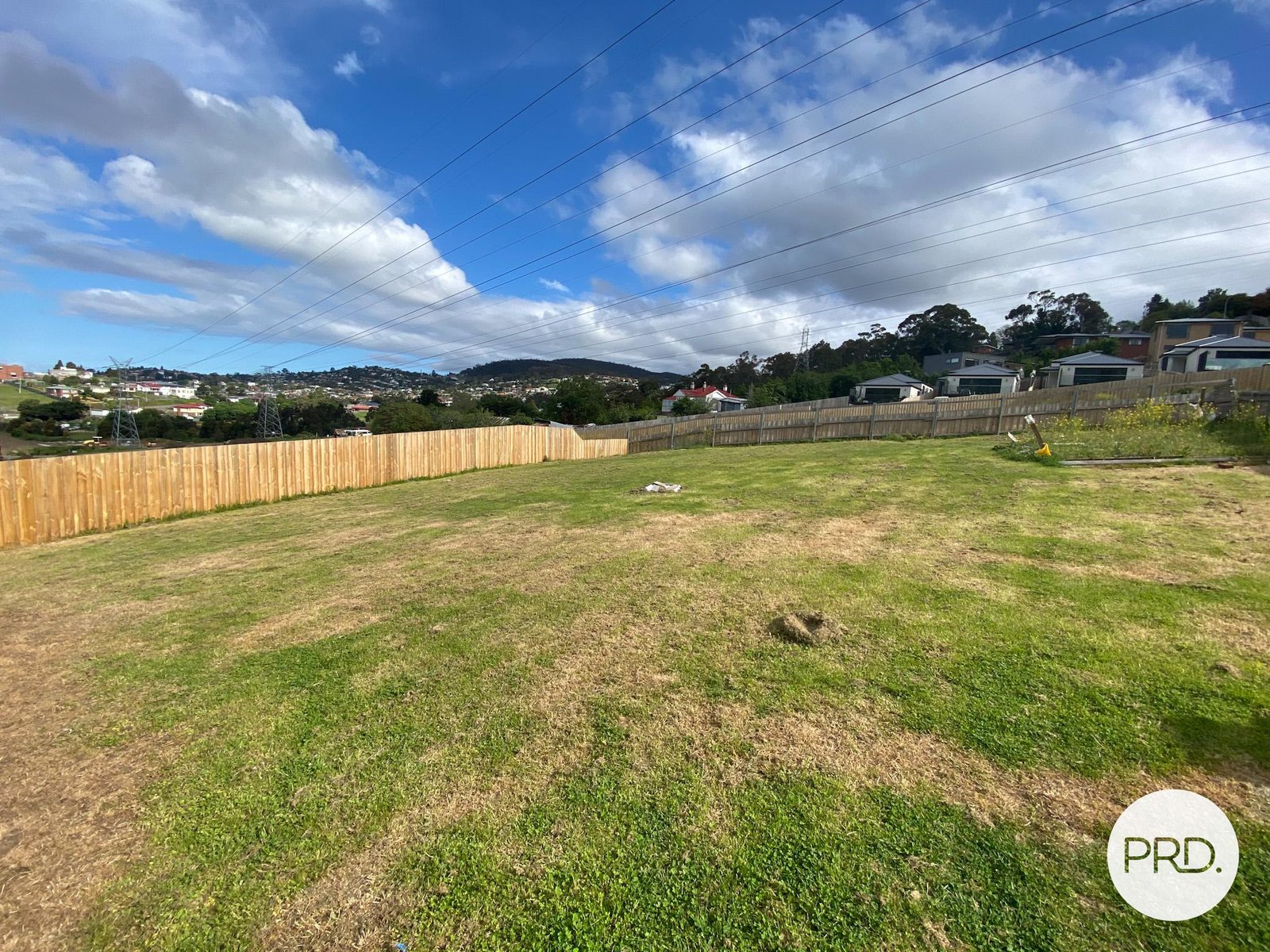 8 Westinwood Road LENAH VALLEY 8