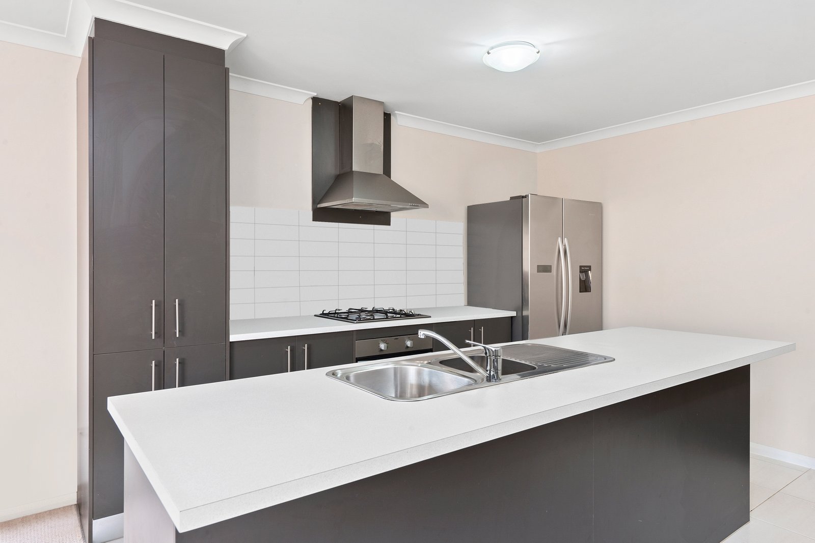 Gallery: 8 Whidburn Place