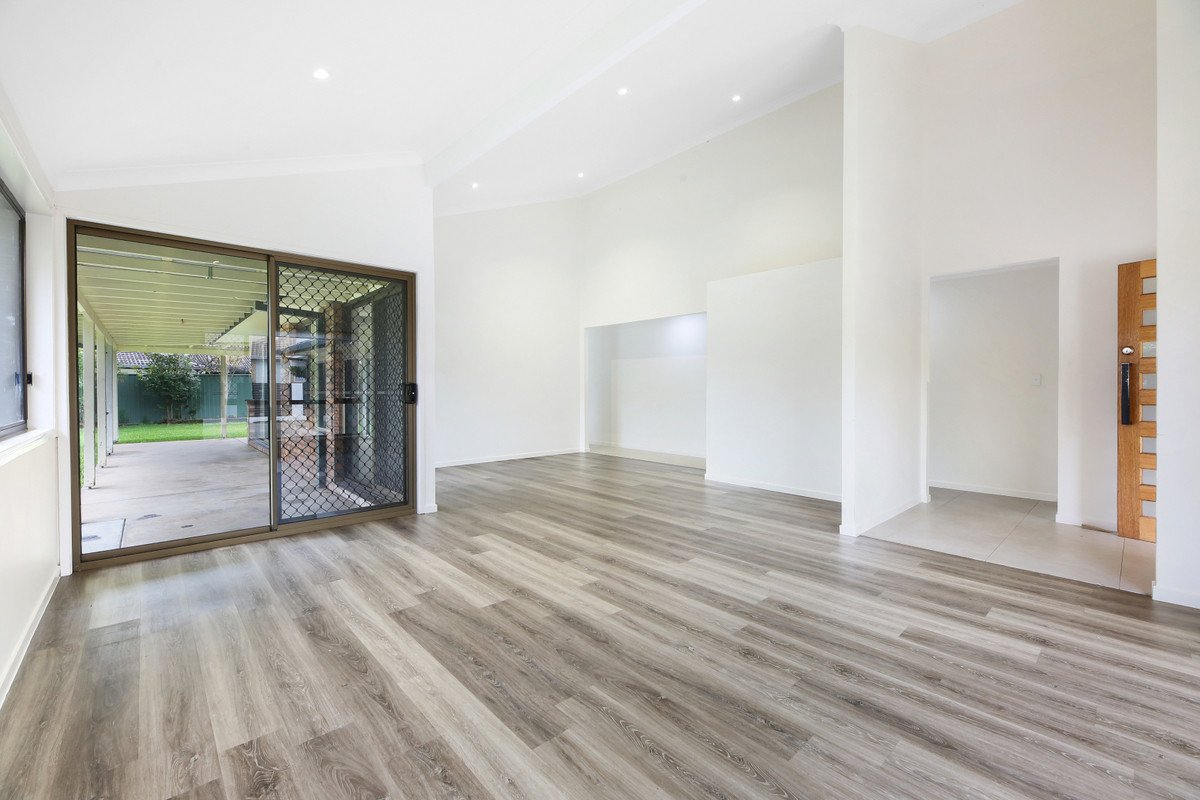 8 Whipbird Court Burleigh Waters 7