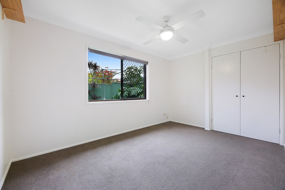 8 Whipbird Court Burleigh Waters 10