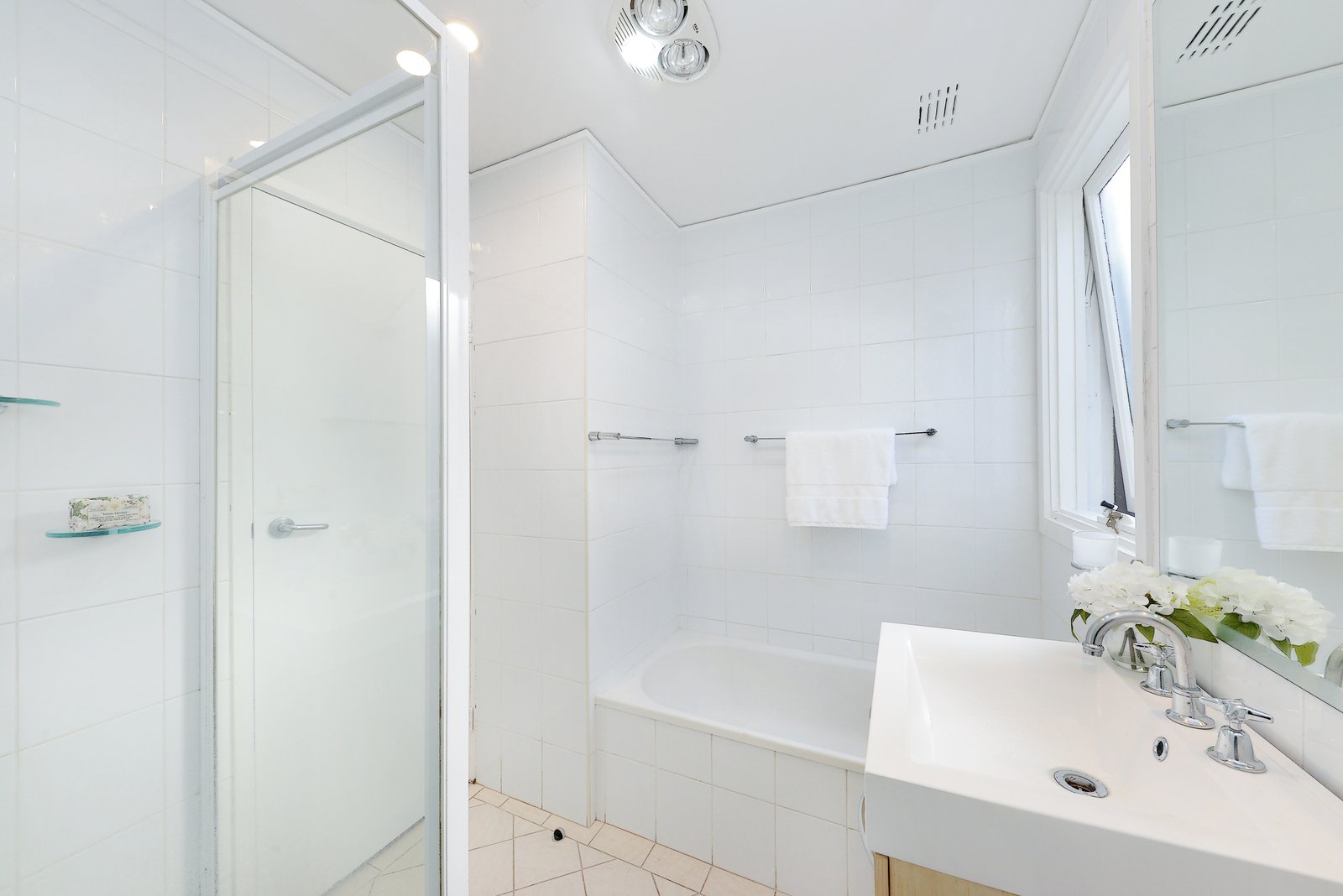 8 White Avenue MAROUBRA 13