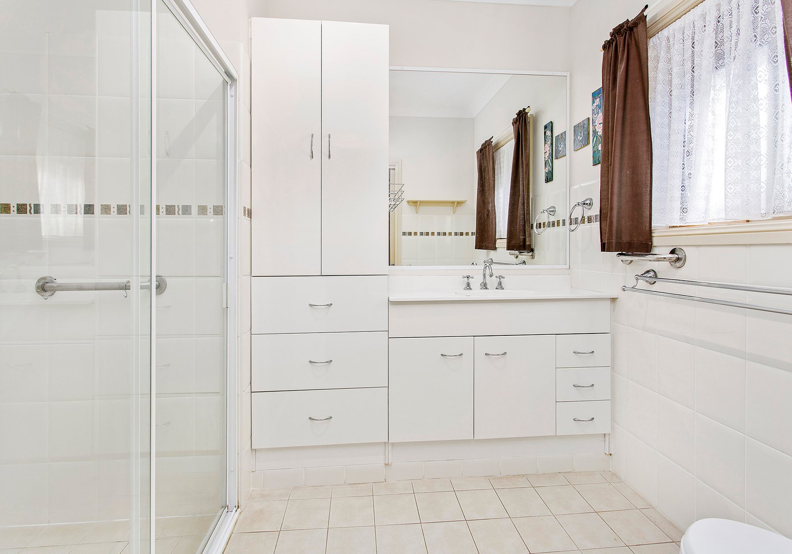 8 Whitely Place KANAHOOKA 10