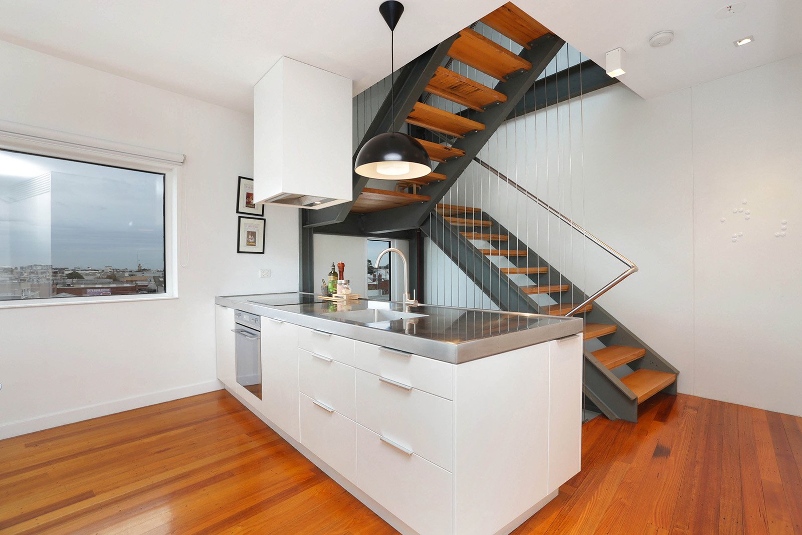 Real Estate and Property in 8 Williams Place, South Melbourne, VIC