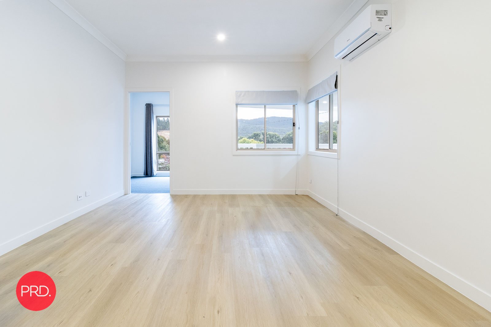 8 Willow Road CAPTAINS FLAT 7