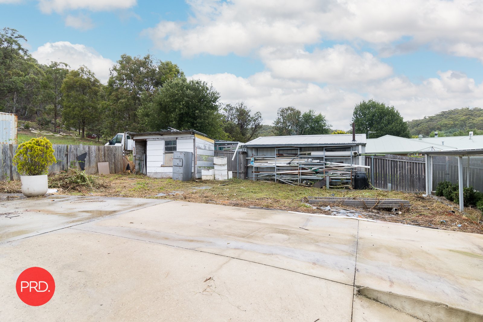 8 Willow Road, CAPTAINS FLAT NSW 2623