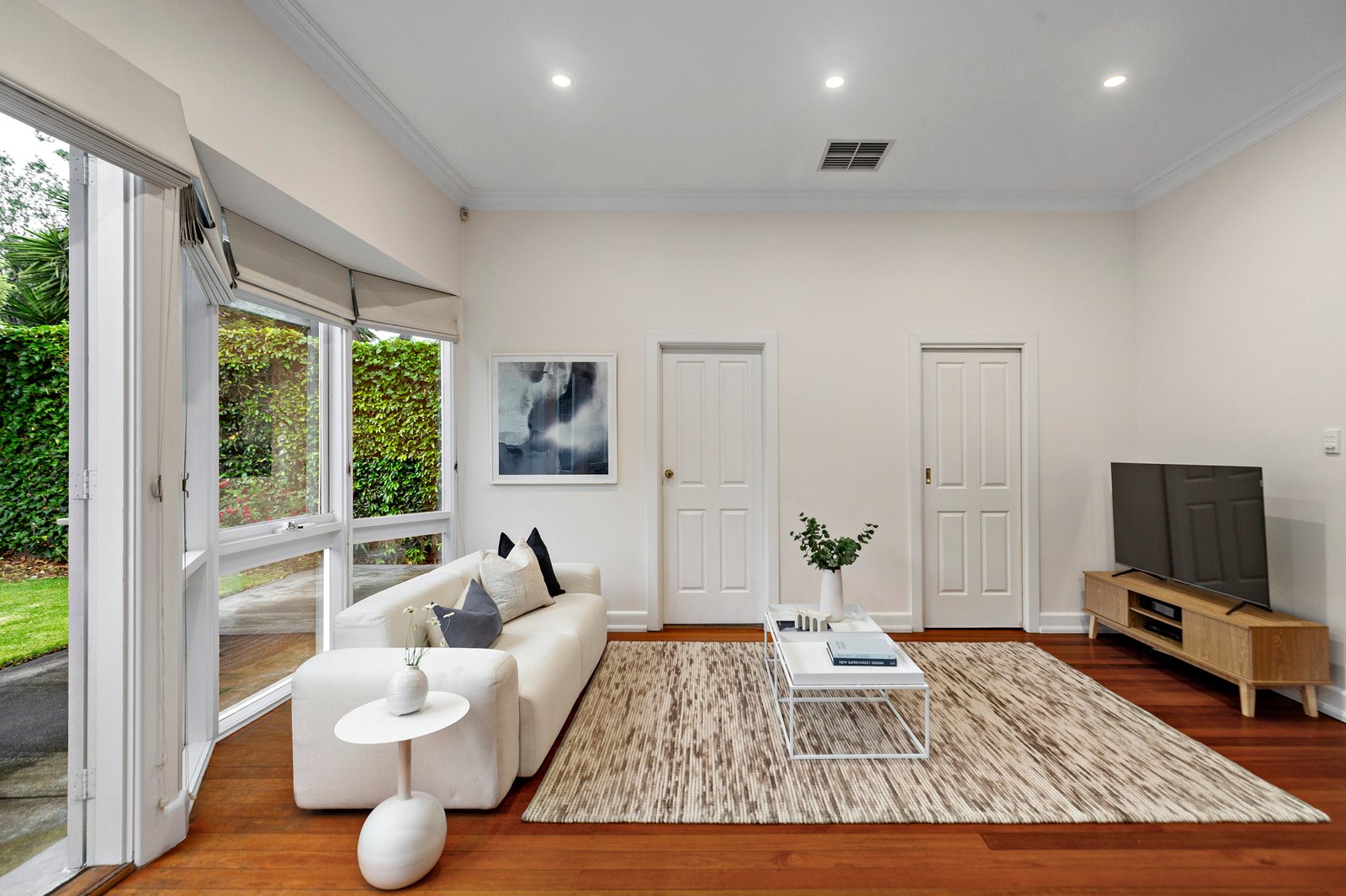 8 Wilton Vale Crescent, Malvern East, 3145