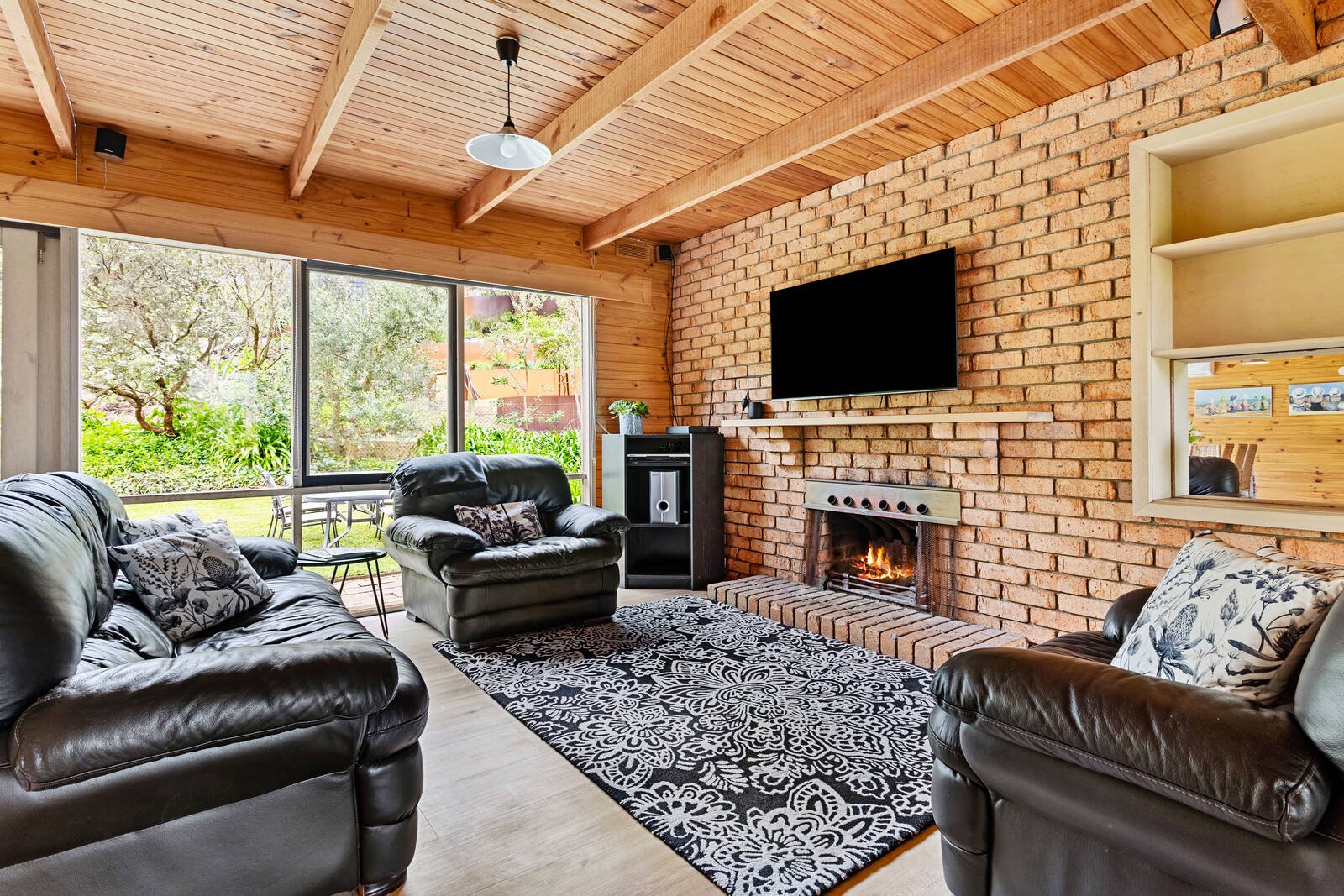 Real Estate and Property in 8 Winifred Grove, Blairgowrie, VIC