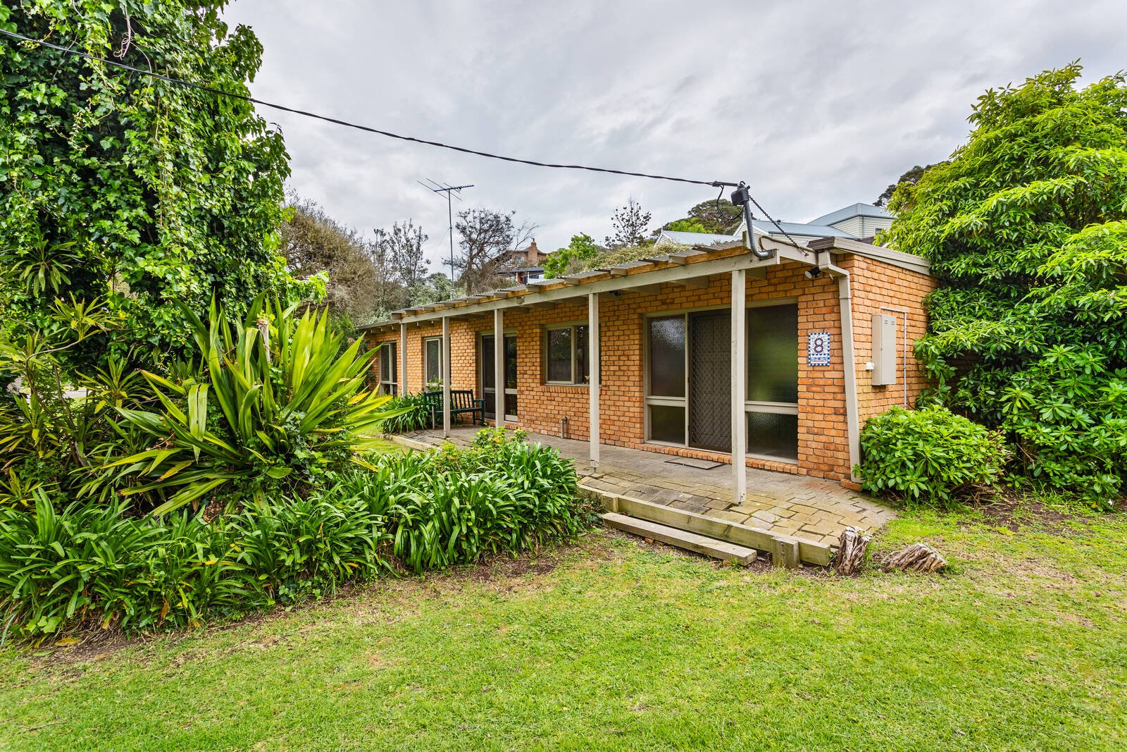 Real Estate and Property in 8 Winifred Grove, Blairgowrie, VIC