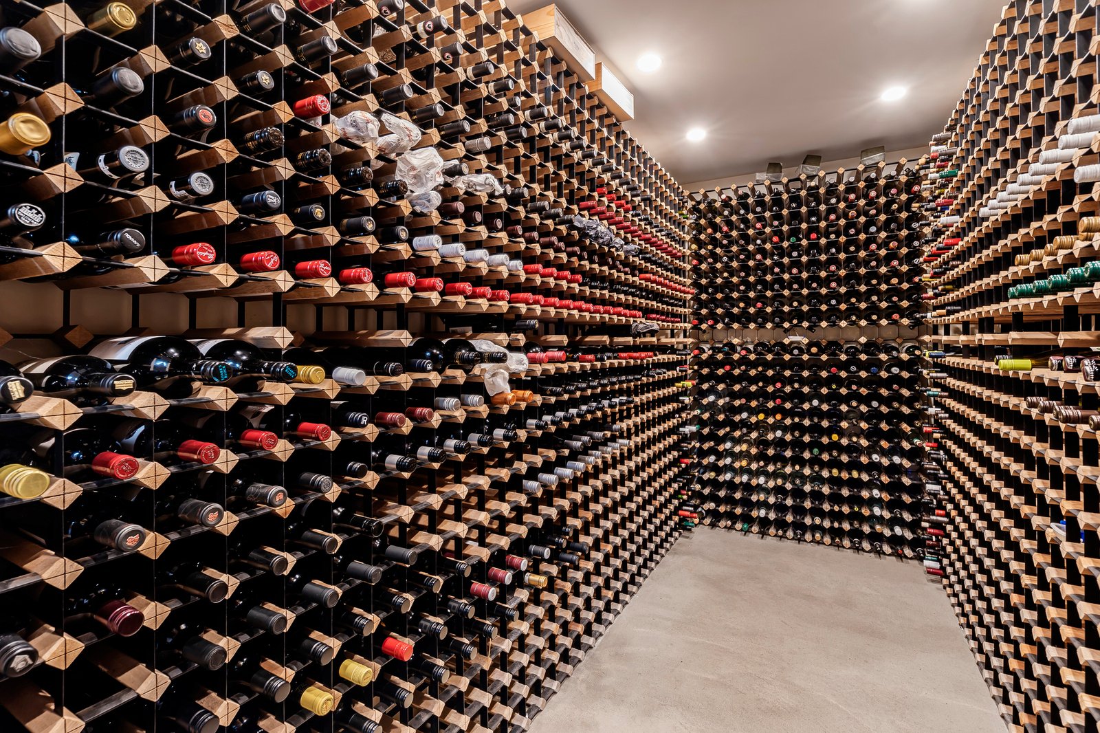 8 Winson Green Road, Canterbury, 3126