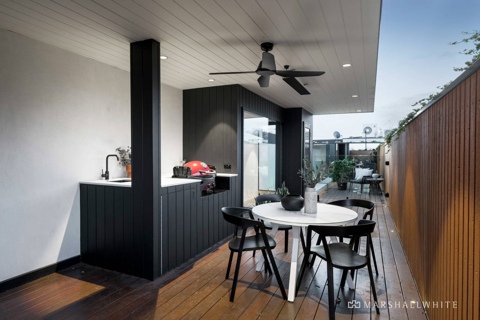 8 Withers Street, Albert Park, VIC