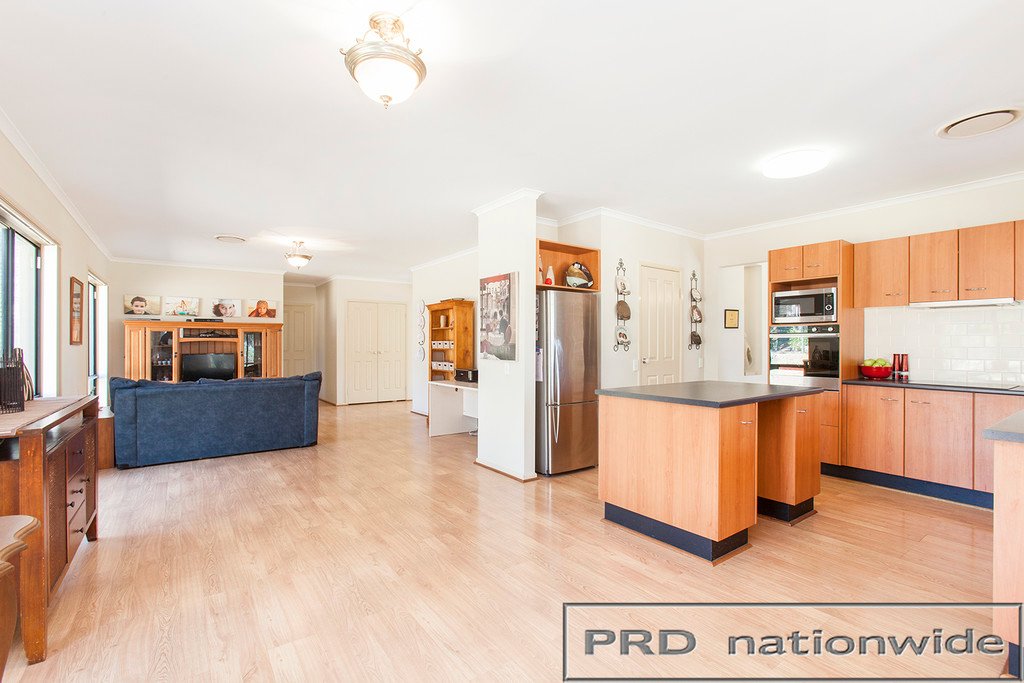 8 Woodlands Dr  THORNTON 15