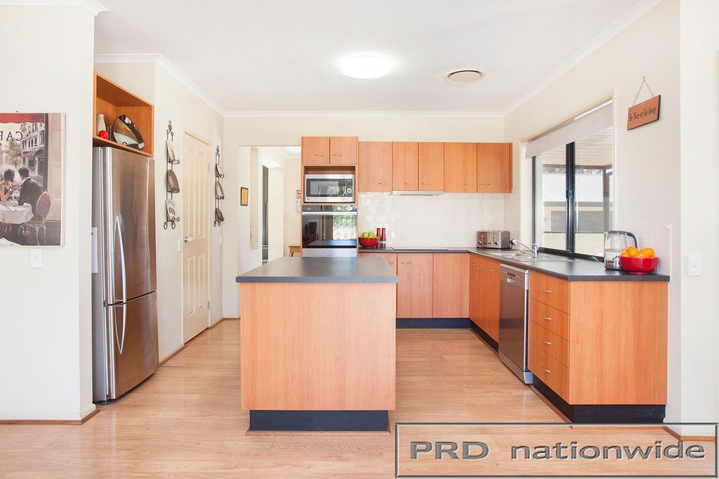 8 Woodlands Dr  THORNTON 16