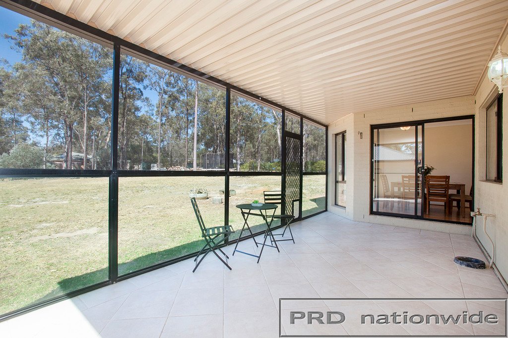 8 Woodlands Dr  THORNTON 20