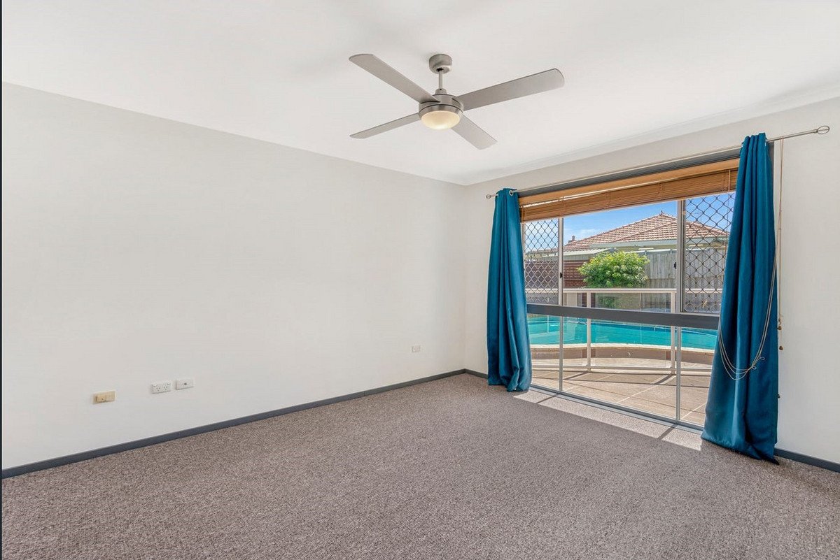 8 Woodstock Court Parkwood 5