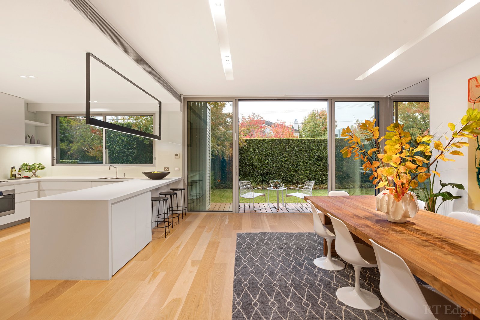 Real Estate and Property in 8 Wootton Grove, Caulfield North, VIC