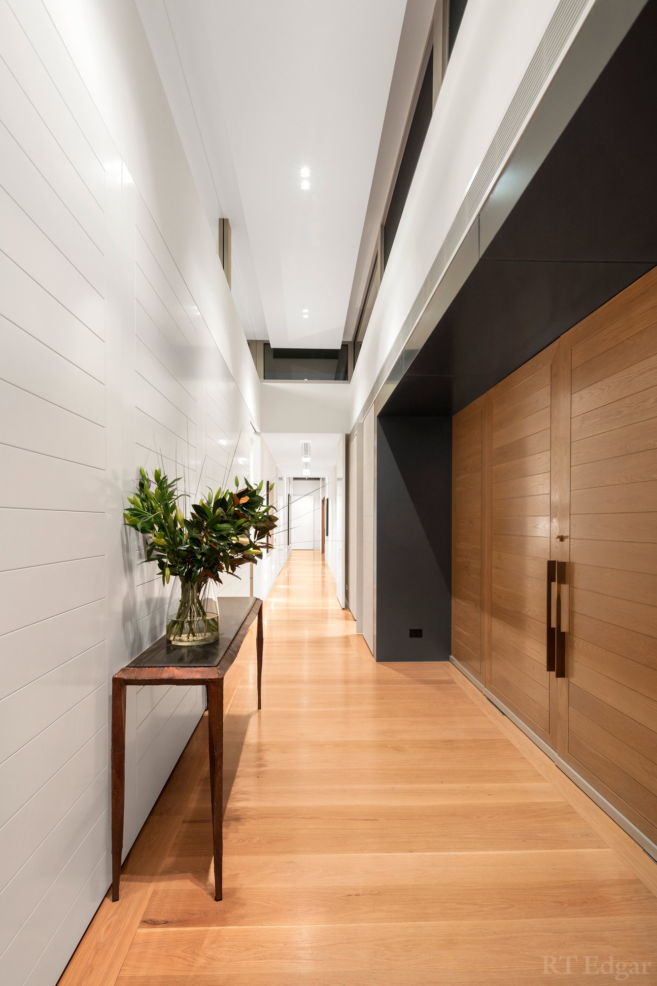 Real Estate and Property in 8 Wootton Grove, Caulfield North, VIC