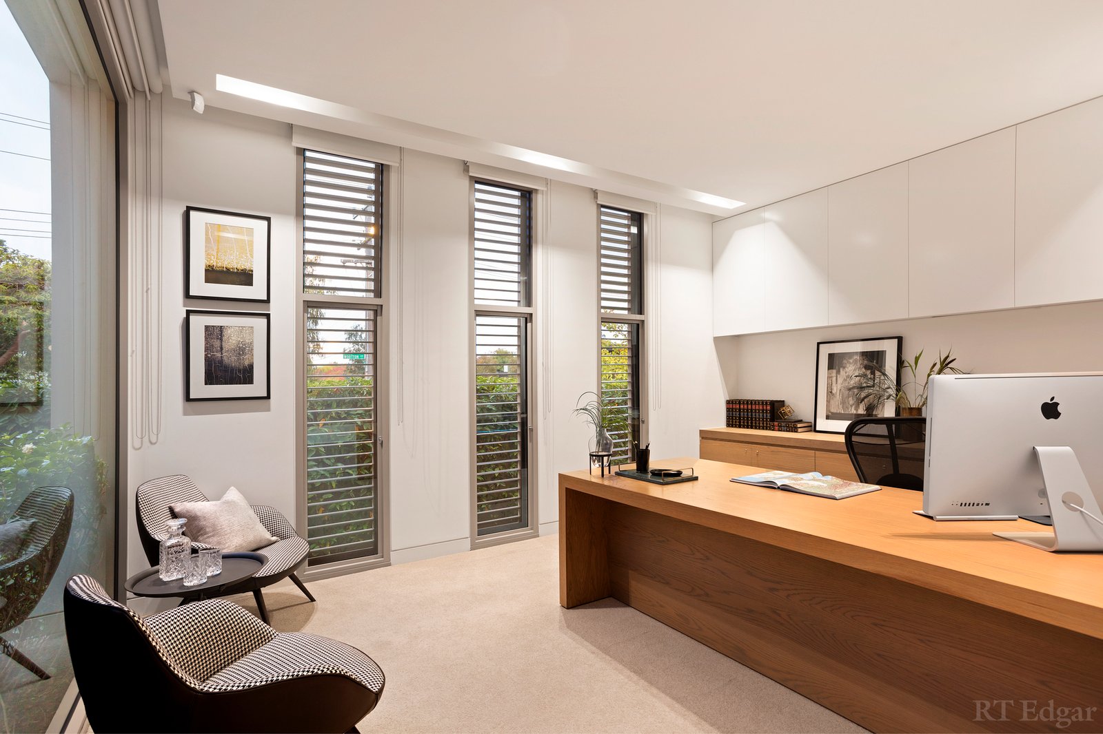 Real Estate and Property in 8 Wootton Grove, Caulfield North, VIC