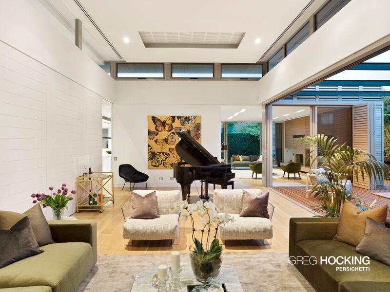 Real Estate and Property in 8 Wootton Grove, Caulfield North, VIC