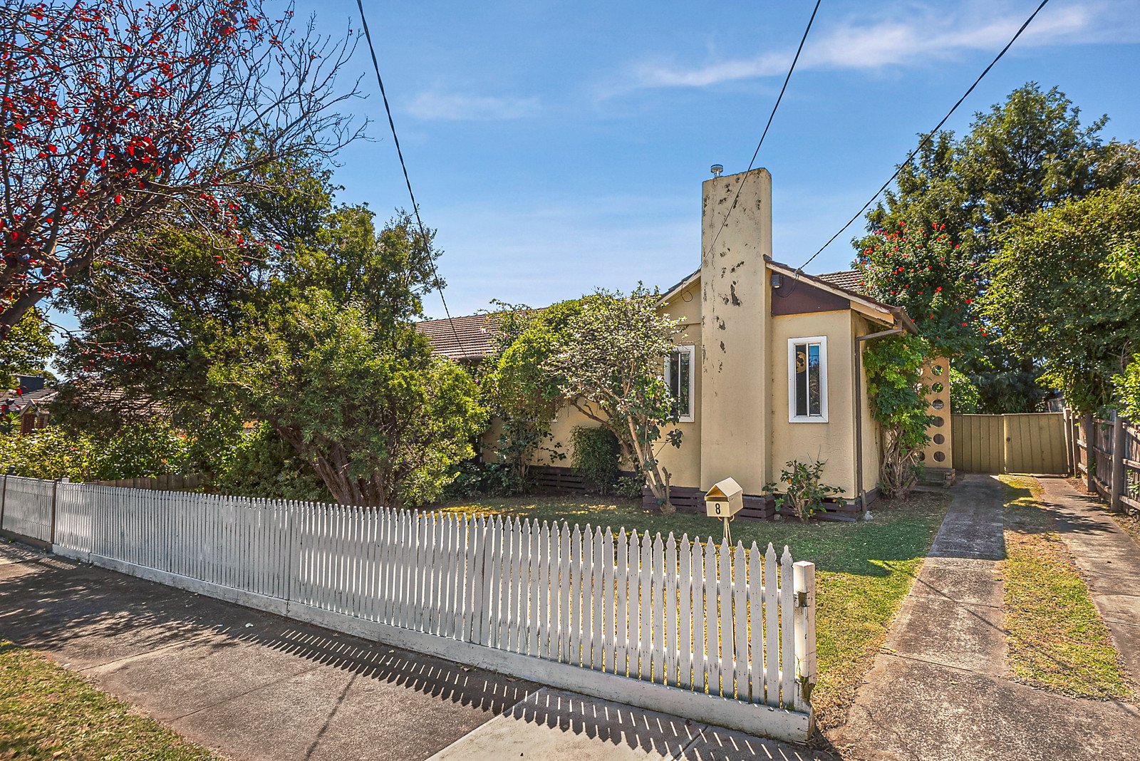 8 Wordsworth Avenue, Heidelberg Heights VIC 3081