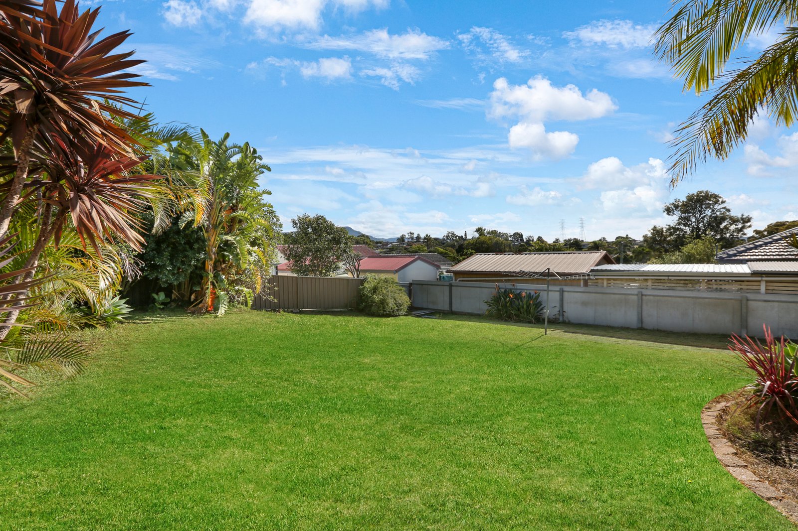 8 Wybalena Avenue KOONAWARRA 5