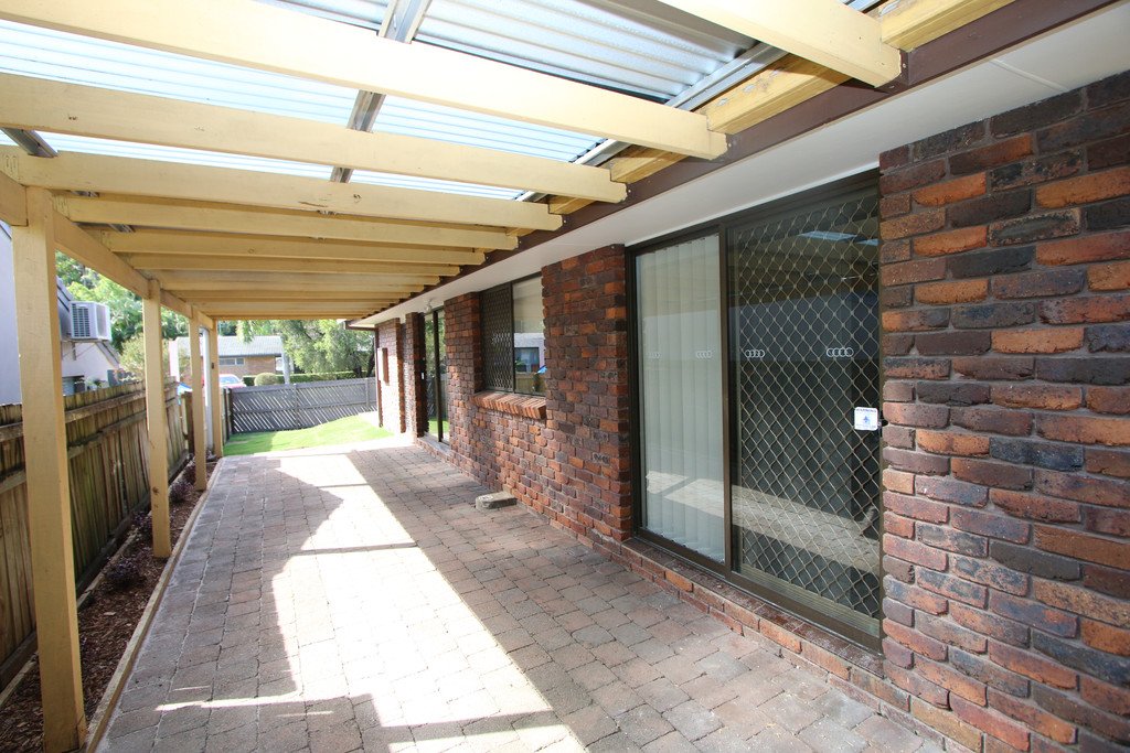 8 Yangoora Crescent ASHMORE 1