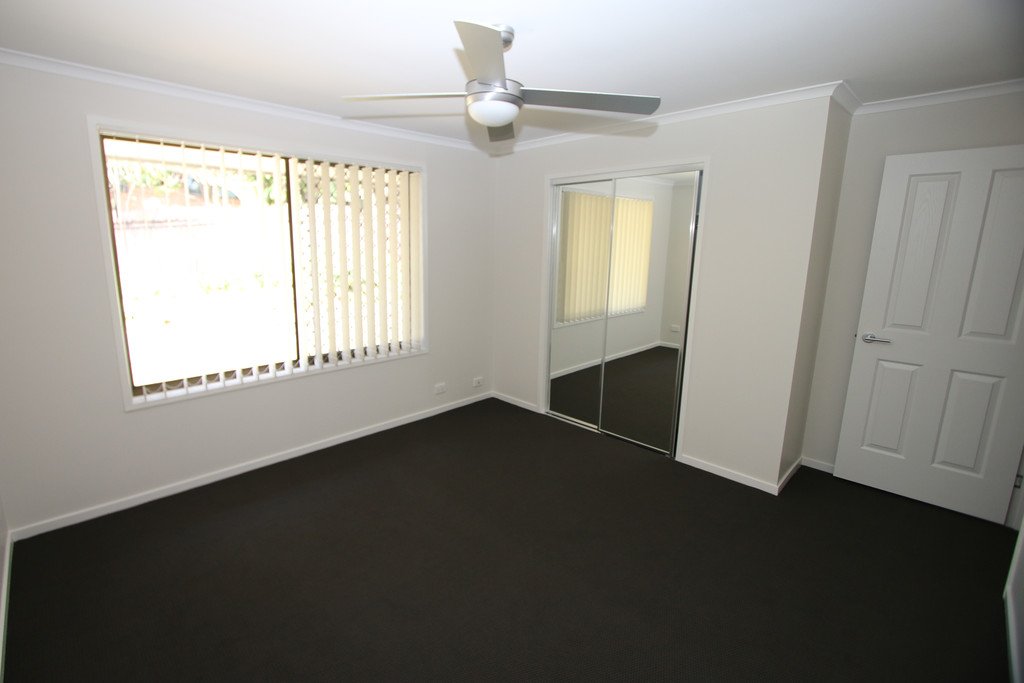 8 Yangoora Crescent ASHMORE 6