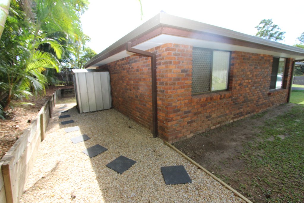 8 Yangoora Crescent ASHMORE 10