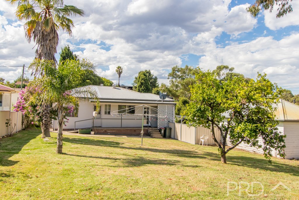 8 Yaralla Street TUMUT 17