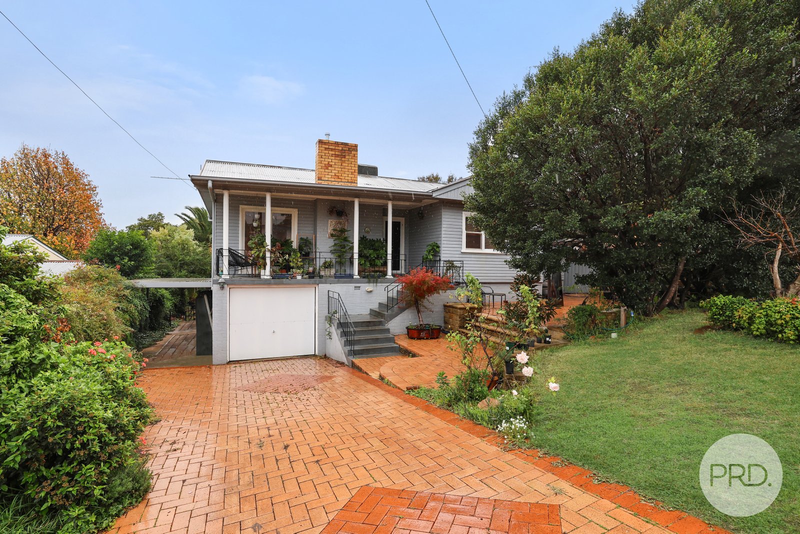 8 Yarral Avenue TAMWORTH 2