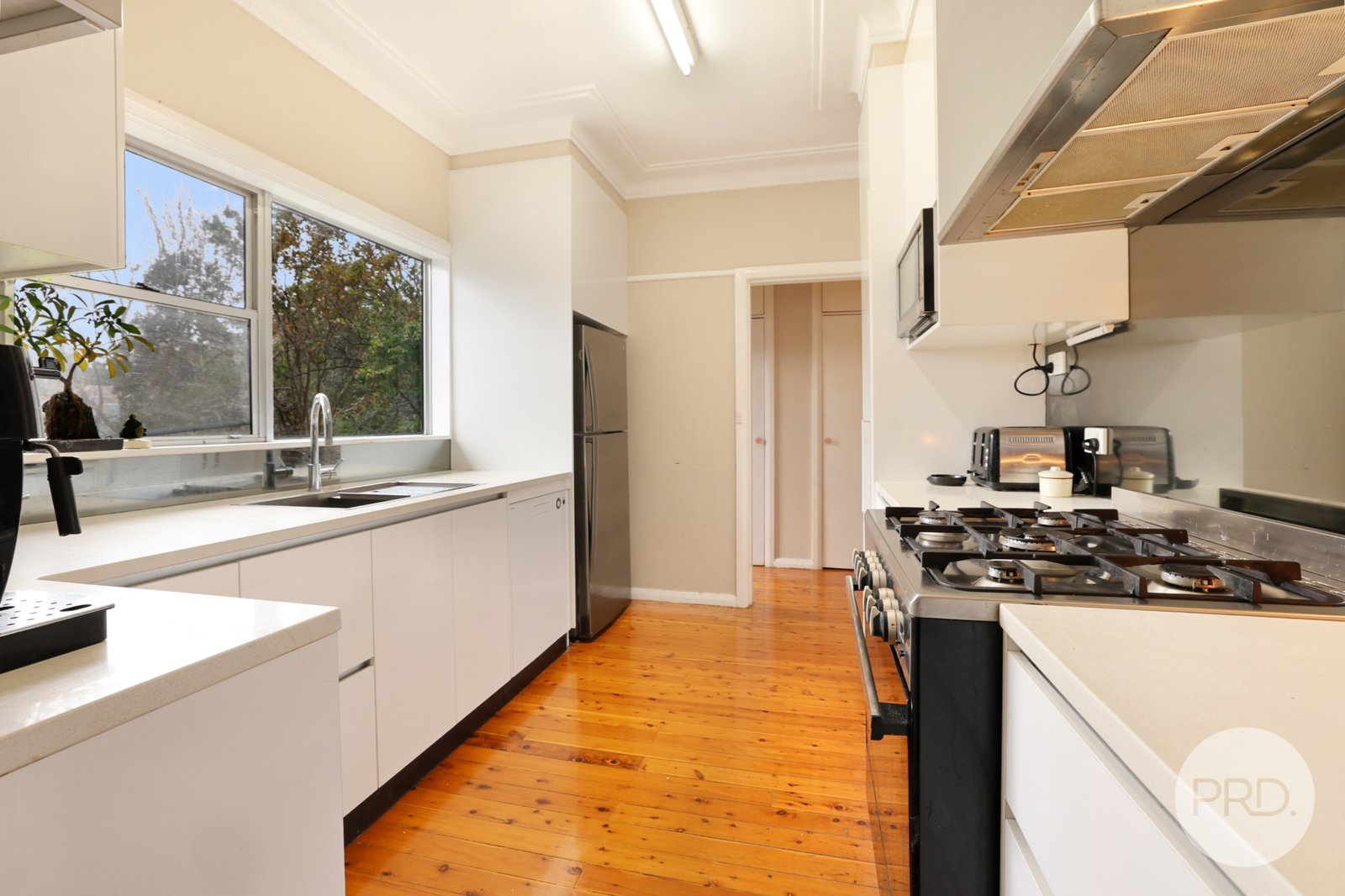 8 Yarral Avenue TAMWORTH 9