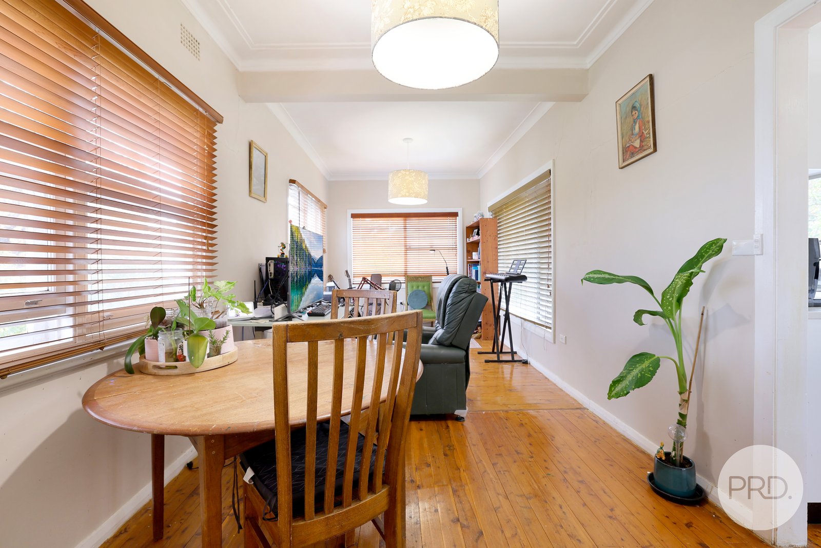 8 Yarral Avenue TAMWORTH 13