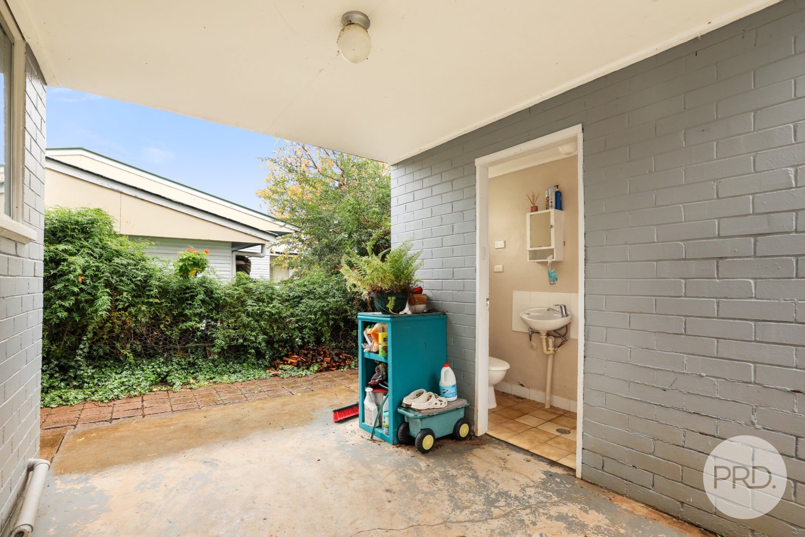 8 Yarral Avenue TAMWORTH 25