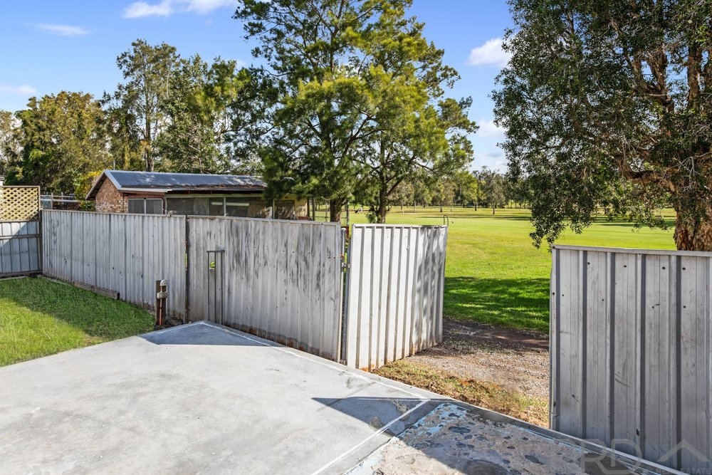 8 Yarrum Avenue BERESFIELD 18